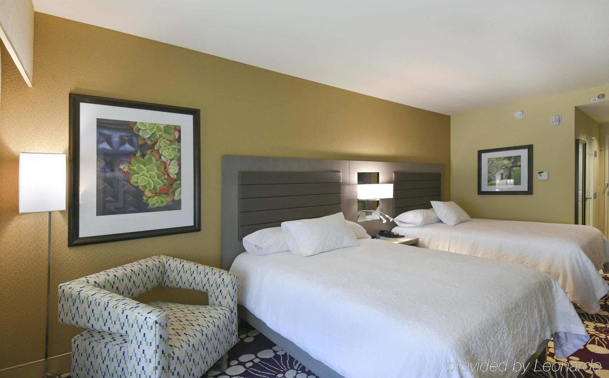 Hilton Garden Raleigh/crabtree Valley Hotel Raleigh