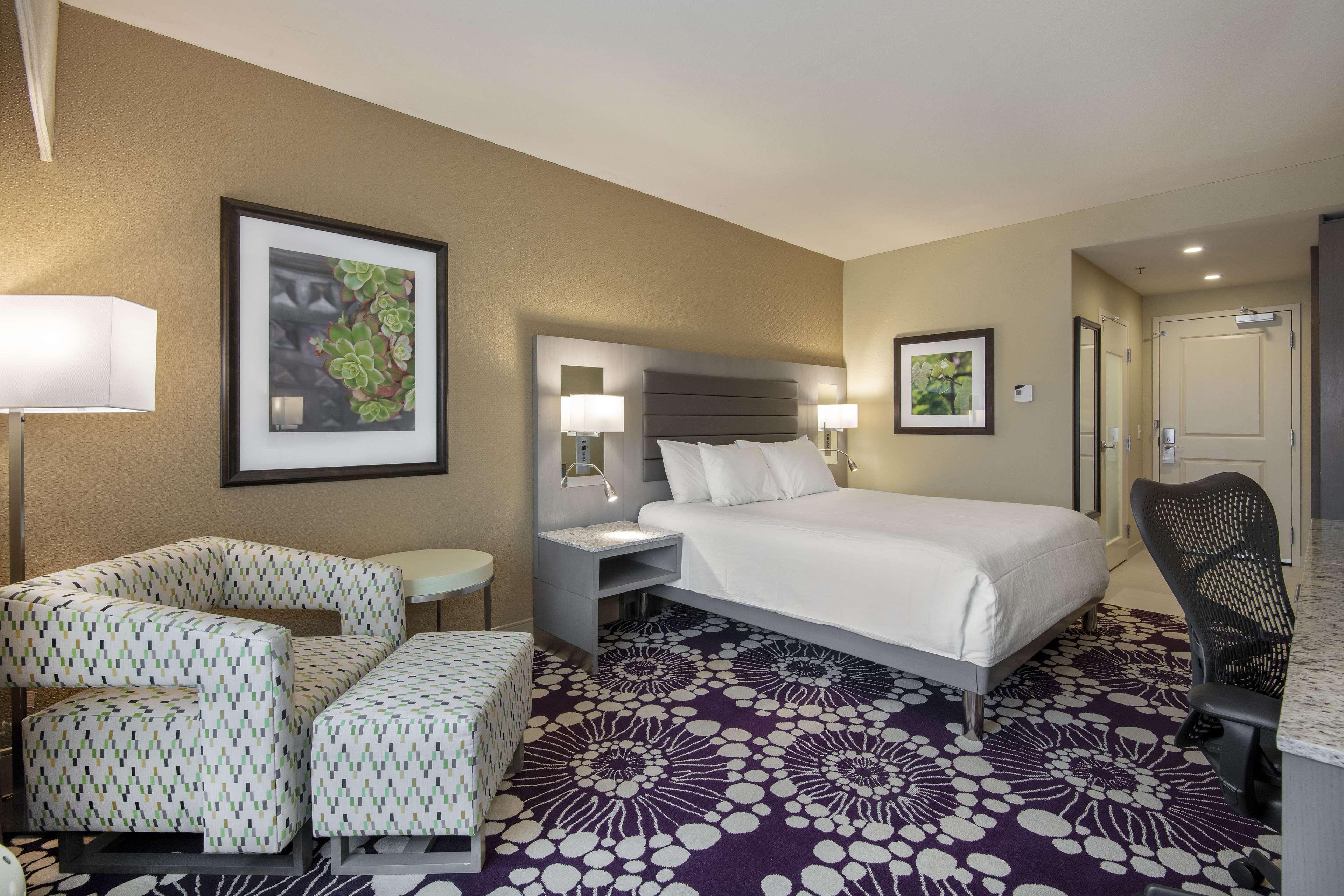 Hilton Garden Raleigh/crabtree Valley 3*
